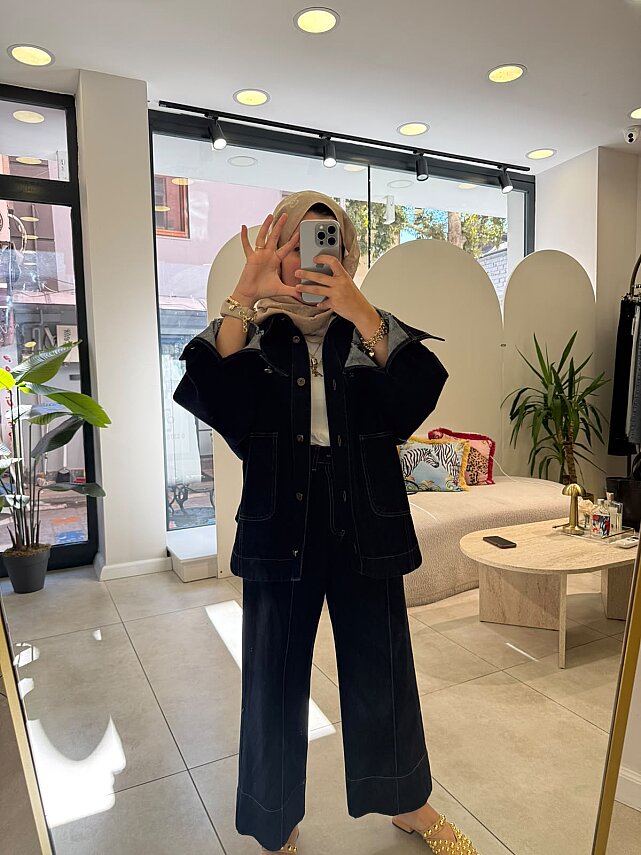 25331 Wide Leg Crop Jean - 1